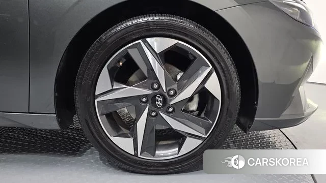 Hyundai Avante (CN7) id 3390967 из Кореи 14