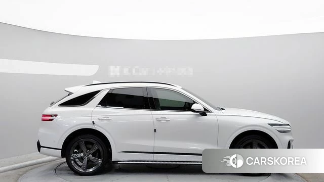 Genesis GV70 id 4516677 из Кореи 14
