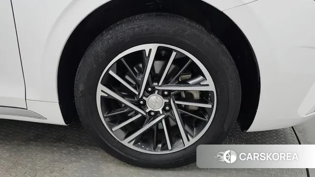 Hyundai The New Grandeur IG id 3681933 из Кореи 14