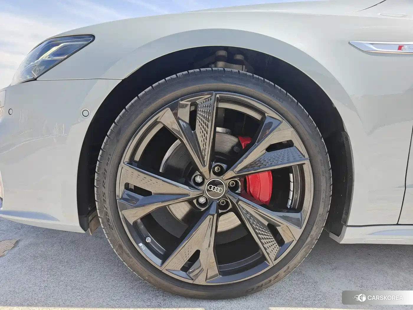 Audi A7L id 4655242 из Китая 24