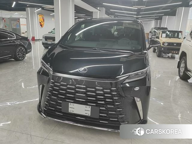 Lexus LM id 4239573 из Китая 14