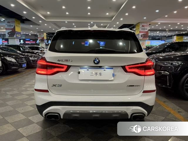BMW X3 id 4219965 из Китая 10