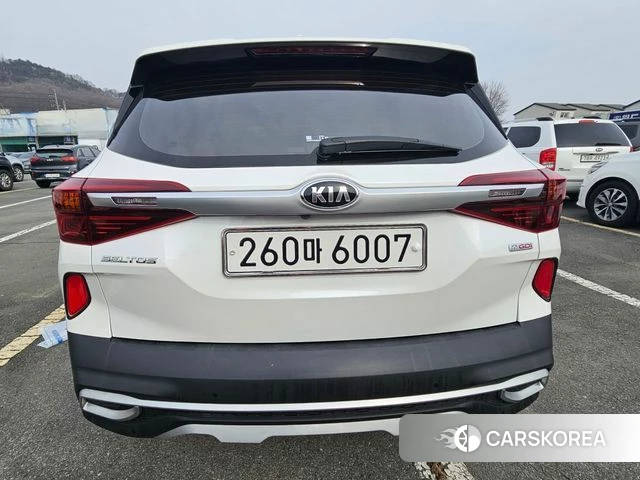 Kia Seltos id 4794484 из Кореи 13