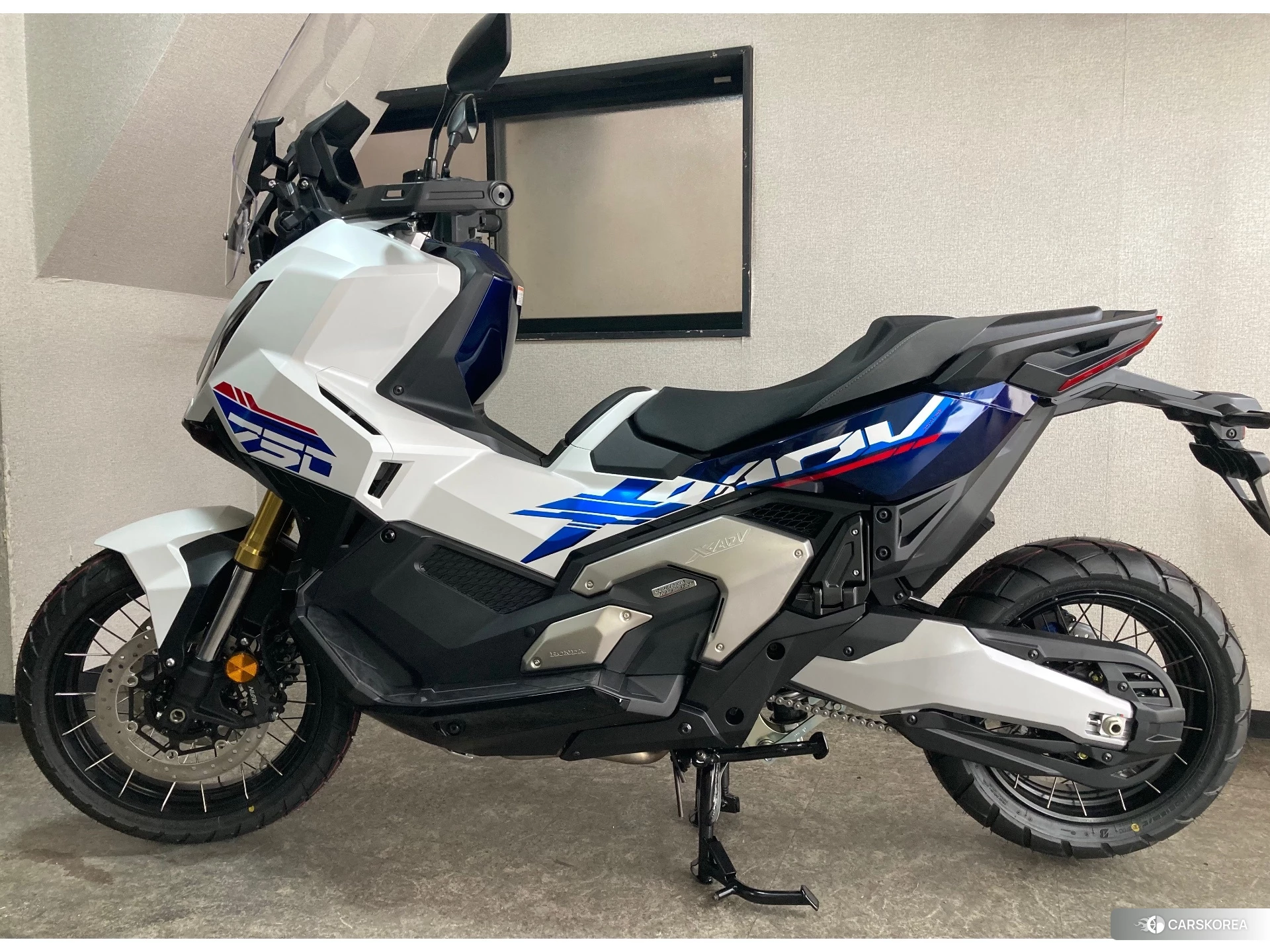Проданный Honda X-ADV 750 2026 из Японии, фото 3
