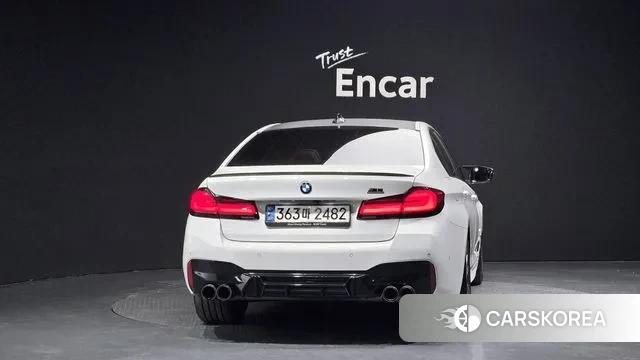 BMW 5 Series (G30) id 3626176 из Кореи 14