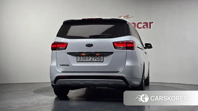 Kia All New Carnival id 3714084 из Кореи 14