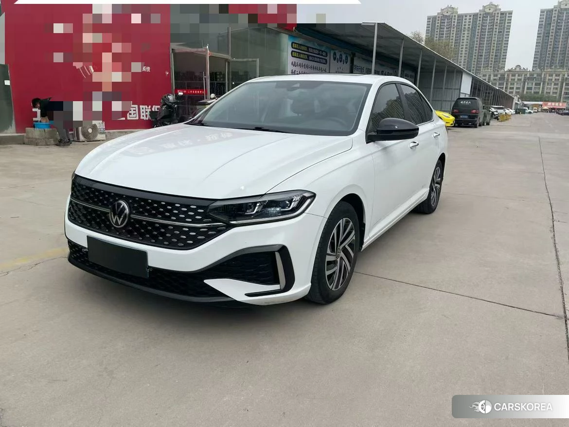 Volkswagen Lavida 2023 Белый из Китая, фото 4