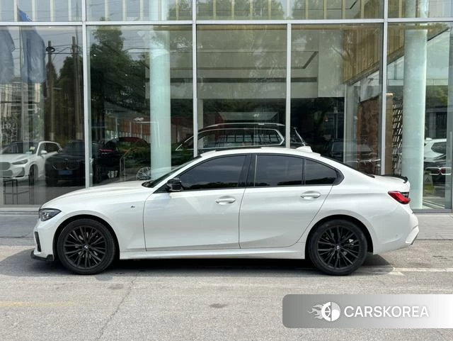 BMW 3 series 2022 Белый из Китая, фото 4