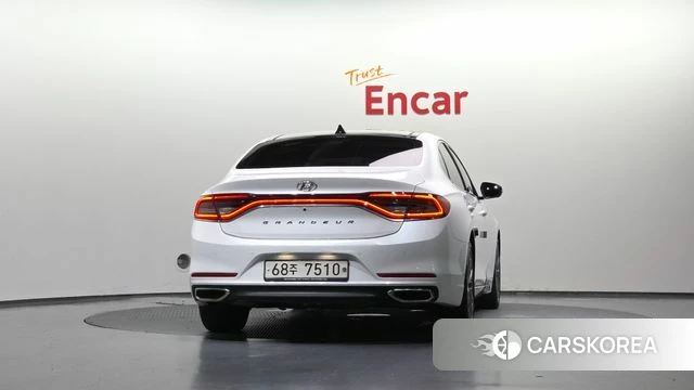 Hyundai Grandeur IG id 4717942 из Кореи 29