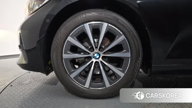 BMW 3 Series (G20) id 3428949 из Кореи 14