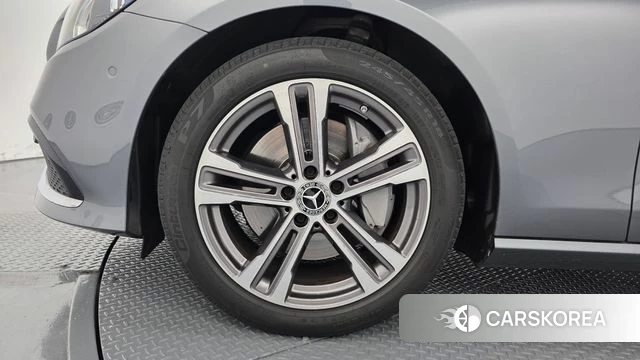 Mercedes-Benz E-Class W213 id 4764154 из Кореи 26
