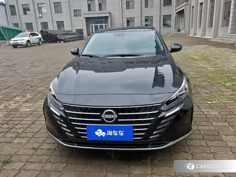 Nissan Altima id 4548352 из Китая 10