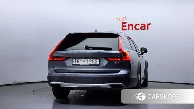 Volvo V90 Cross-Country id 2960944 из Кореи 14