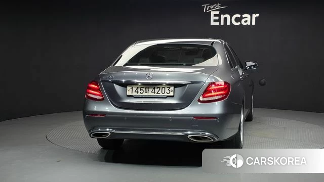 Mercedes-Benz E-Class W213 id 4536608 из Кореи 14