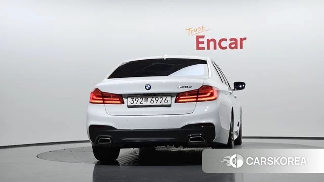 BMW 5 Series (G30) id 4496362 из Кореи 28