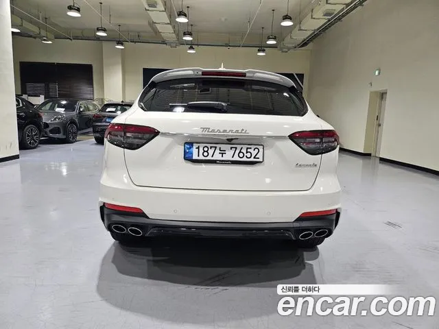 Maserati Levante id 2735942 из Кореи 14