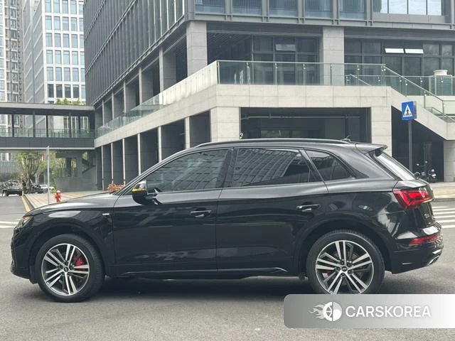Audi Q5L id 4274497 из Китая 14