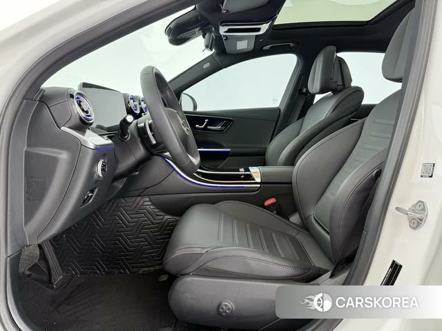 Mercedes-Benz Class C 2023 Белый из Китая, фото 4