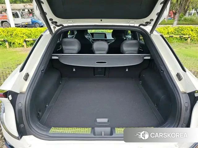Kia EV6 2025 Белый из Китая, фото 4
