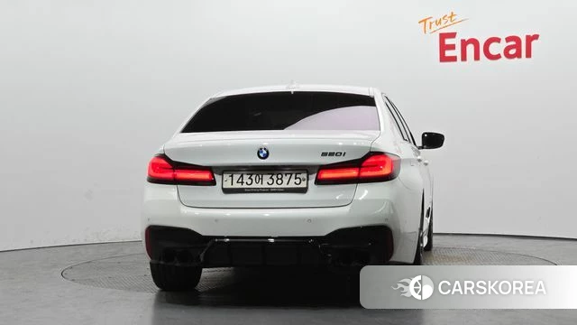 BMW 5 Series (G30) id 3878400 из Кореи 14