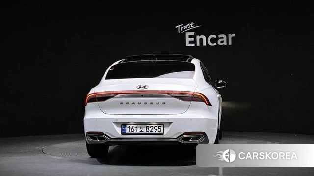 Hyundai The New Grandeur IG Hybrid id 4409971 из Кореи 31