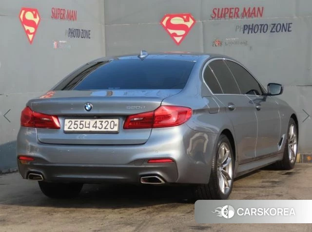 BMW 5 Series (G30) id 3844426 из Кореи 14