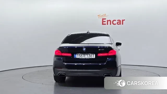 BMW 5 Series (G30) id 3011957 из Кореи 14