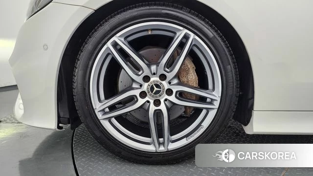 Mercedes-Benz E-Class W213 id 4882466 из Кореи 25