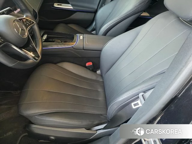 Mercedes-Benz E-Class W214 2024 Черный из Кореи, фото 4