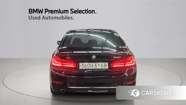 BMW 5 Series (G30) id 3464475 из Кореи 14