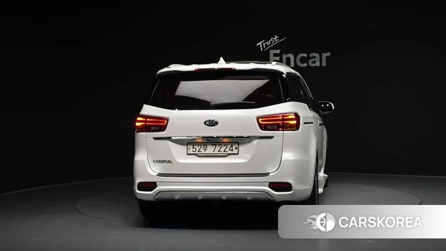 Kia The New Carnival id 3808383 из Кореи 14