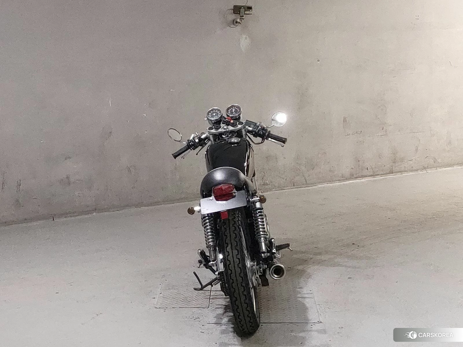 Проданный Yamaha SR 400 2016 из Японии, фото 3