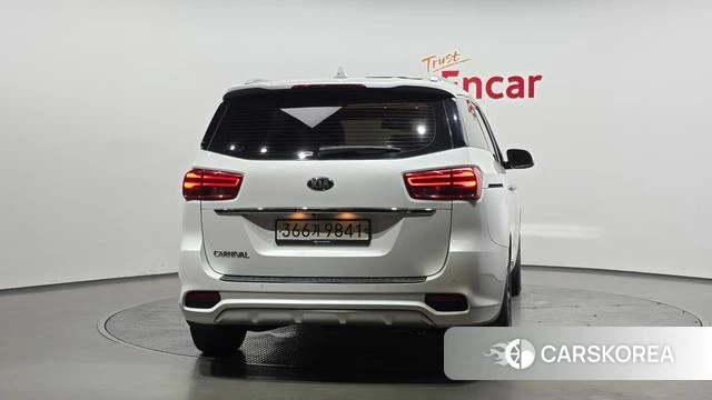 Kia The New Carnival id 4371387 из Кореи 14