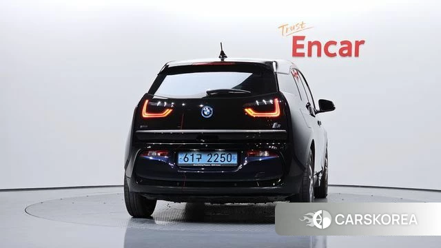 BMW i3 id 4595847 из Кореи 25