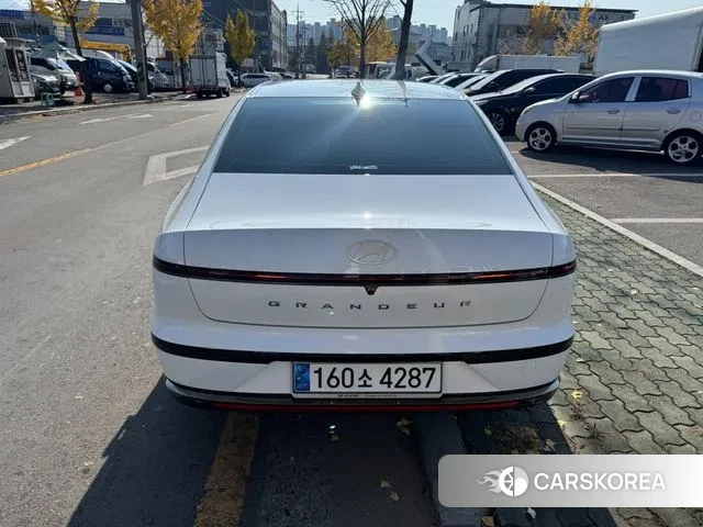 Hyundai Grandeur Hybrid (GN7) id 3388771 из Кореи 14