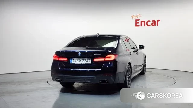 BMW 5 Series (G30) id 3639574 из Кореи 14