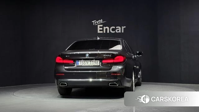 BMW 5 Series (G30) id 4343171 из Кореи 25