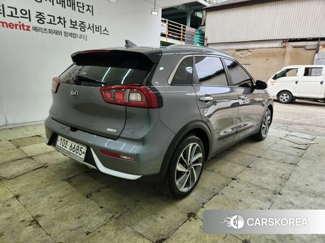 Kia Niro id 4760420 из Кореи 14
