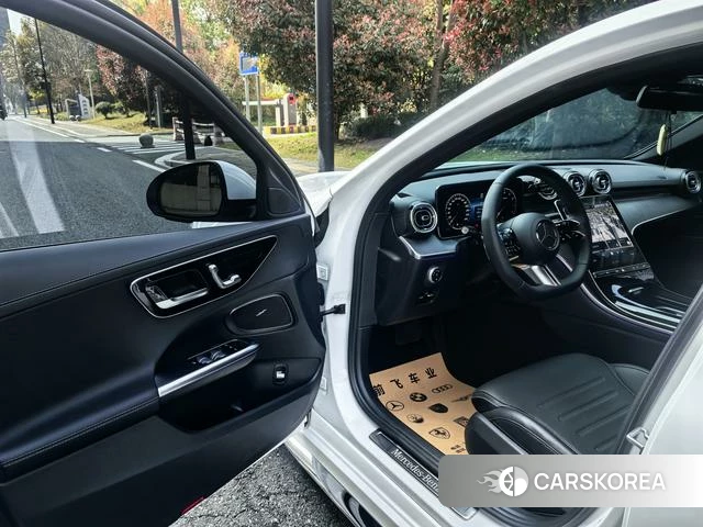 Mercedes-Benz Class C id 4289989 из Китая 10