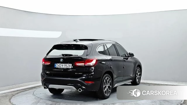 BMW X1 (F48) id 4376965 из Кореи 14