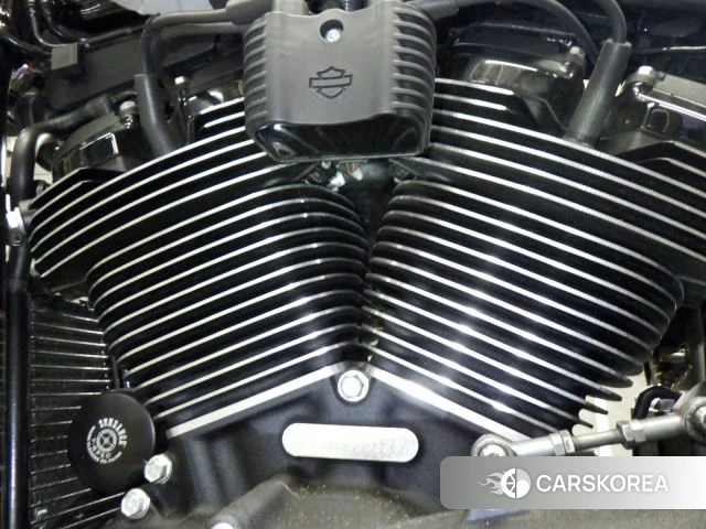 Engine photo