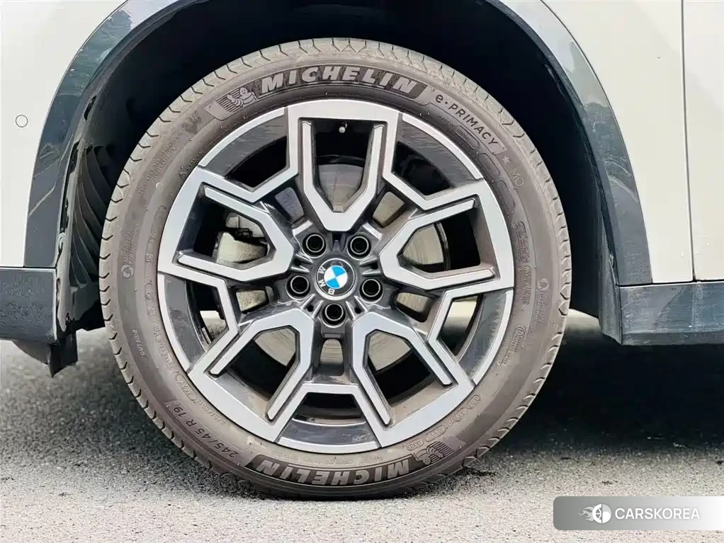 BMW X1 id 4545676 из Китая 12