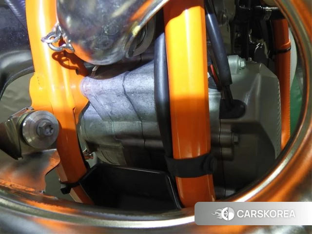 Engine photo