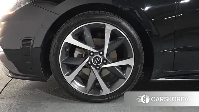 Hyundai Sonata (DN8) id 3640623 из Кореи 14