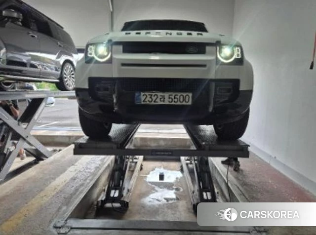 Land Rover Defender (L663) 2024 Белый из Кореи, фото 4