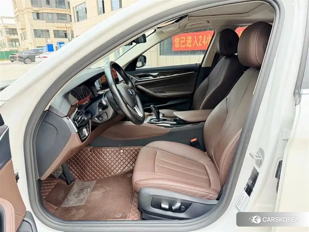 BMW 5 series 2019 Белый из Китая, фото 4