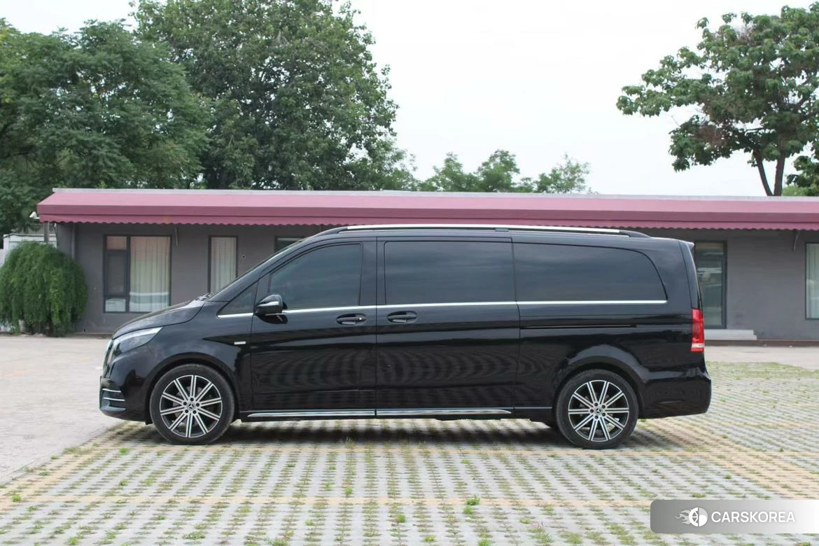 Mercedes-Benz V-class 2022 Черный из Китая, фото 4