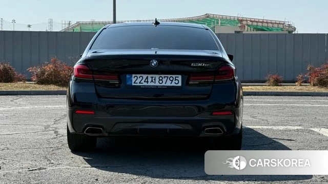 BMW 5 Series (G30) id 3832399 из Кореи 14