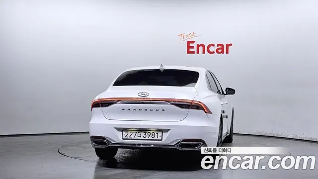 Hyundai The New Grandeur IG id 2706013 из Кореи 14