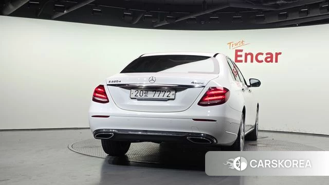 Mercedes-Benz E-Class W213 id 4604984 из Кореи 14